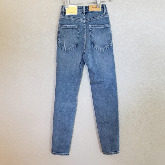 Stradivarius Mom Slim Fit jean size 00 New - Picture 2 of 6
